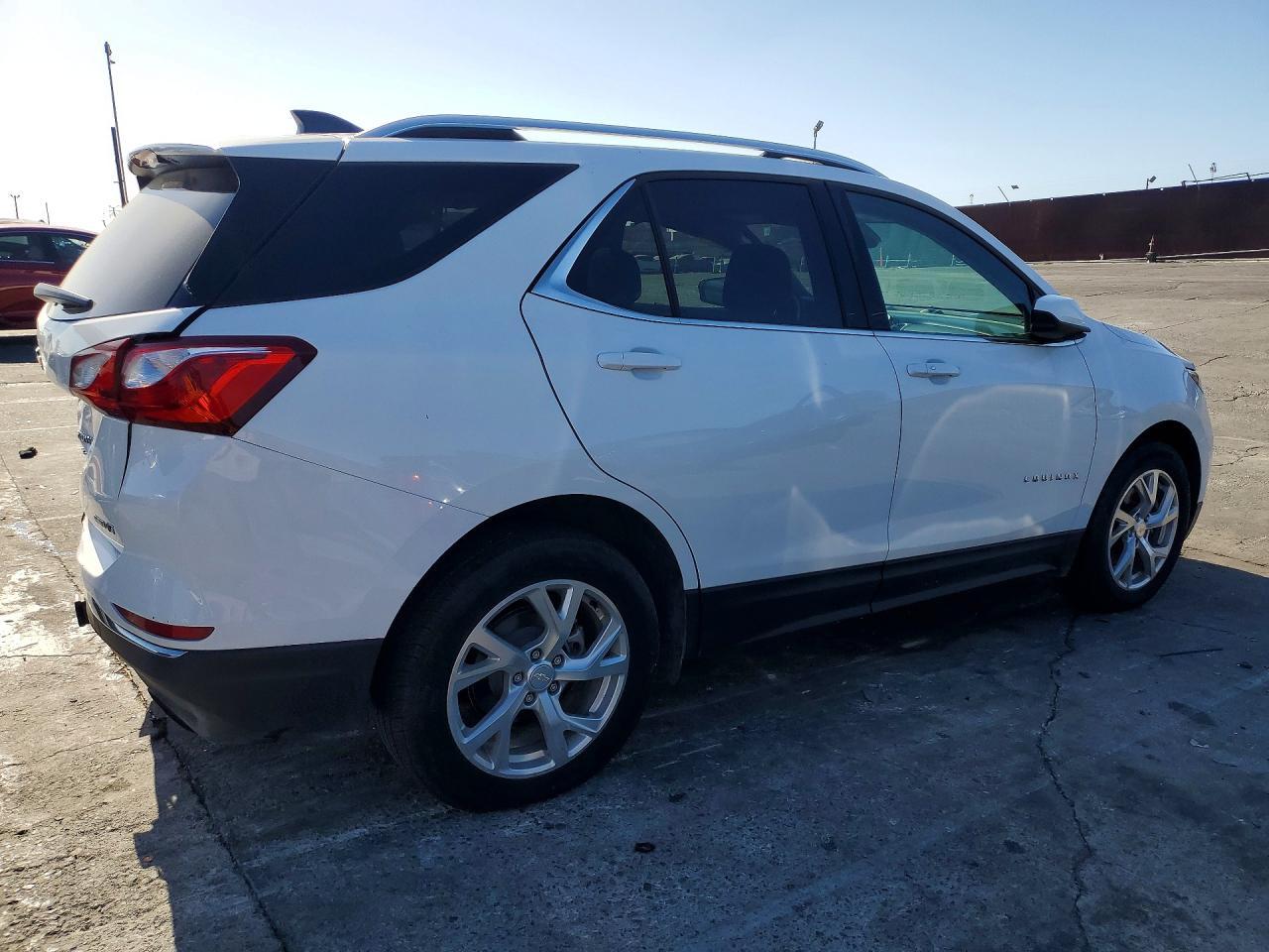 2020 Chevrolet Equinox Lt - Фото 3