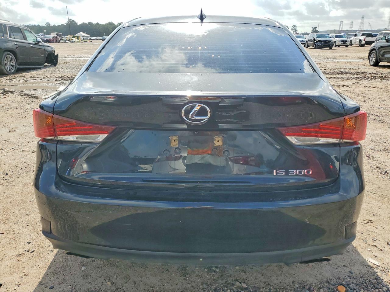 2019 Lexus Is 300 - Фото 6