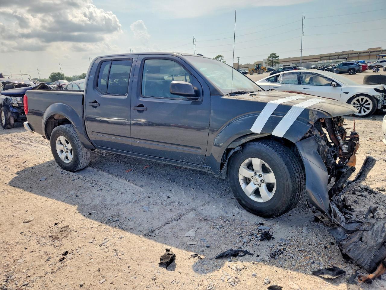 2013 Nissan Frontier S - Image 4