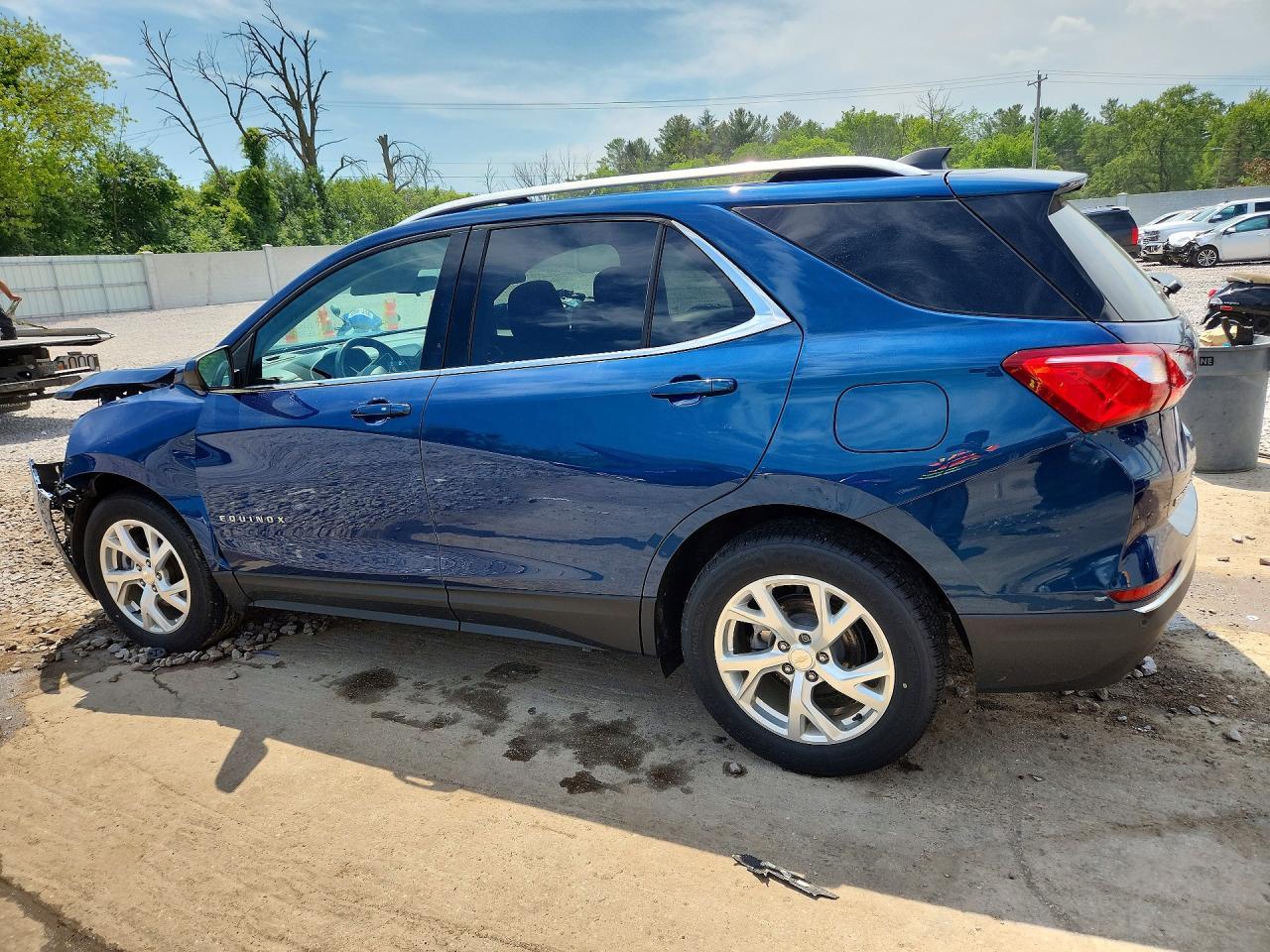 2020 Chevrolet Equinox Lt - Фото 2