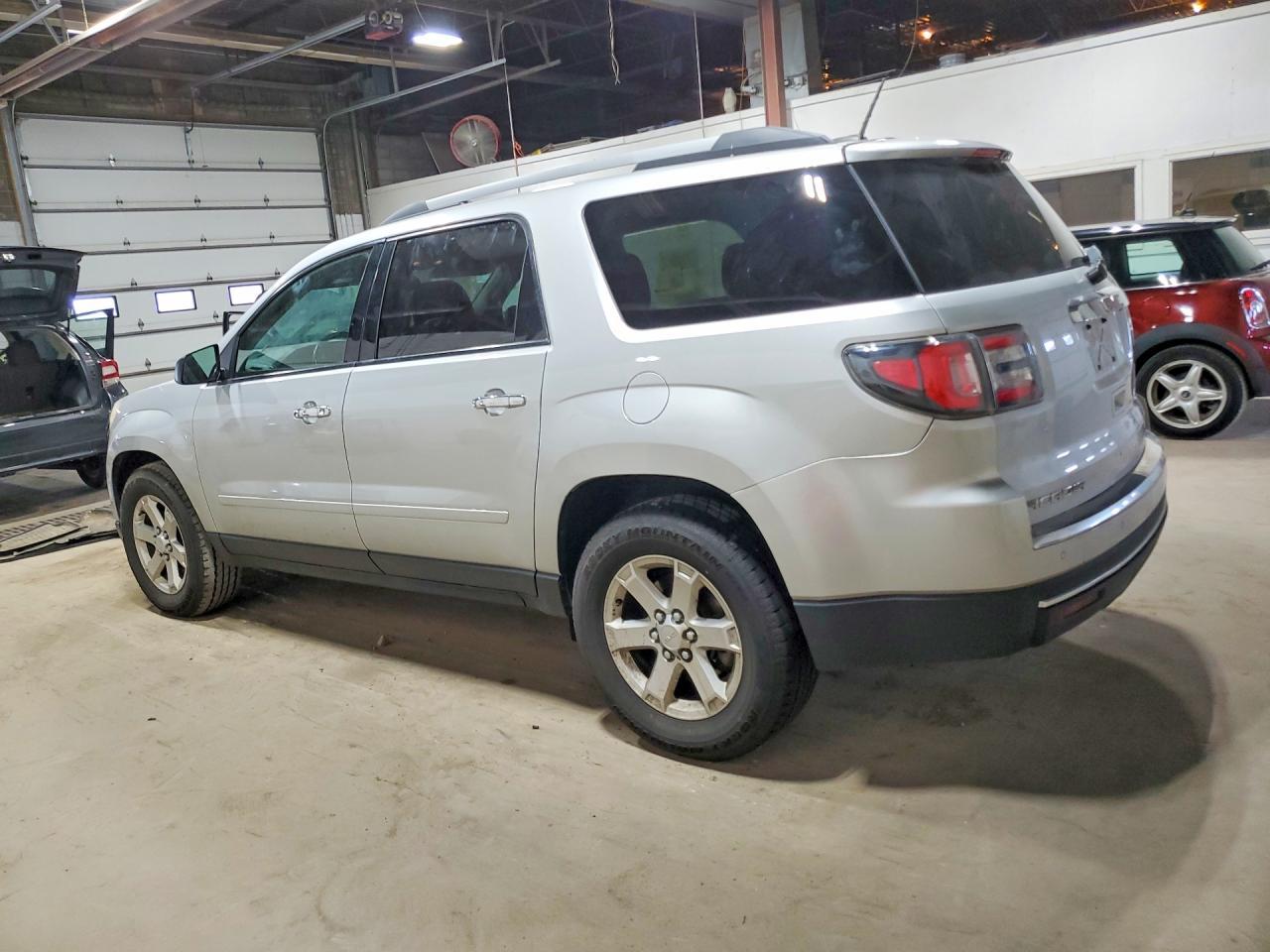 2016 GMC Acadia Sle - Фото 2