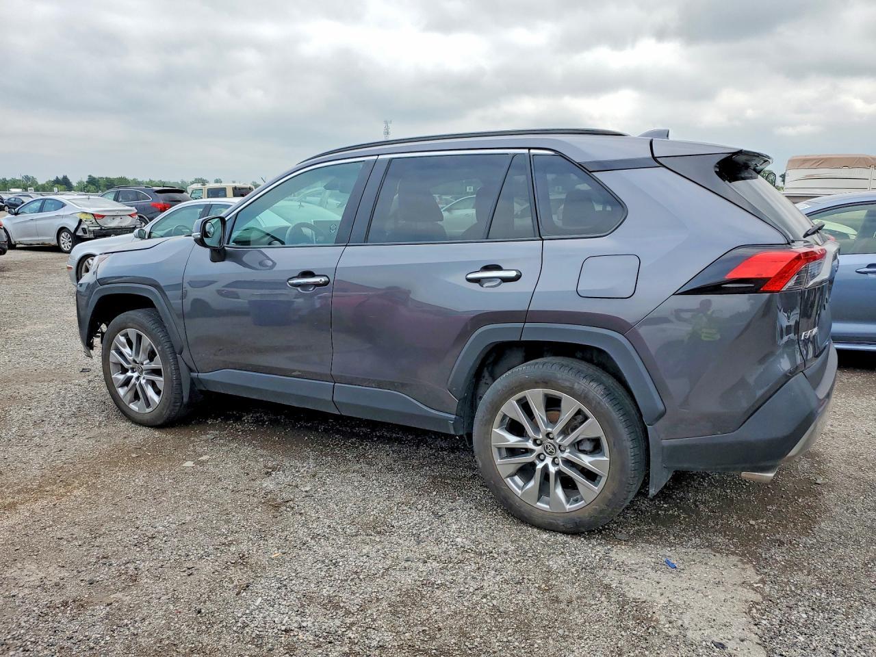2022 Toyota Rav4 Limited - Фото 2