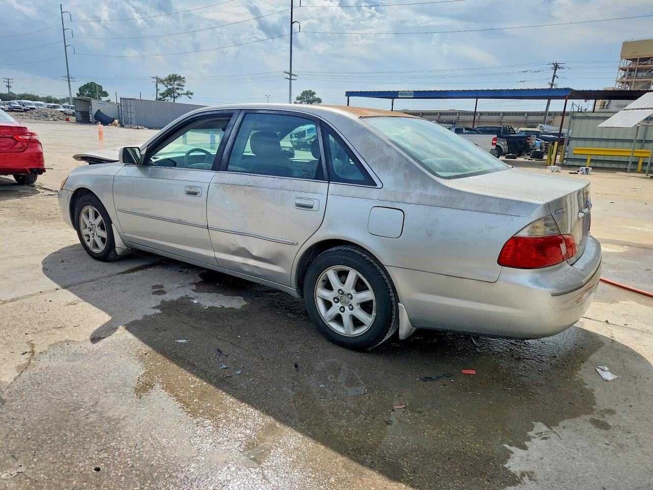 2003 Toyota Avalon Xl - Image 2