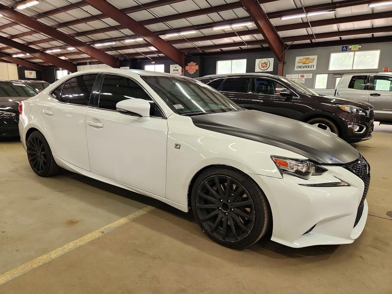 2015 Lexus Is 350 - Фото 4