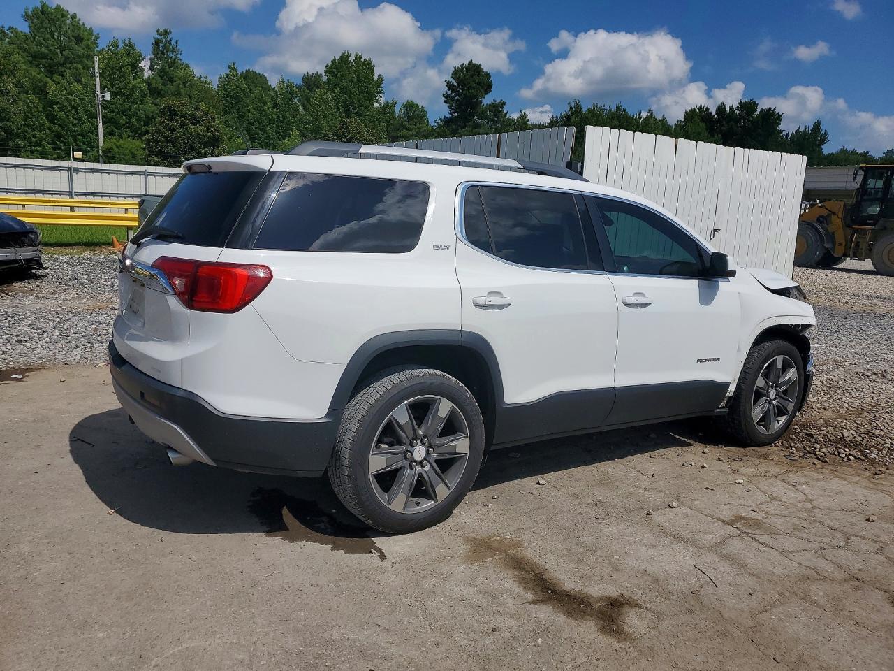 2017 GMC Acadia Slt-2 - Image 3