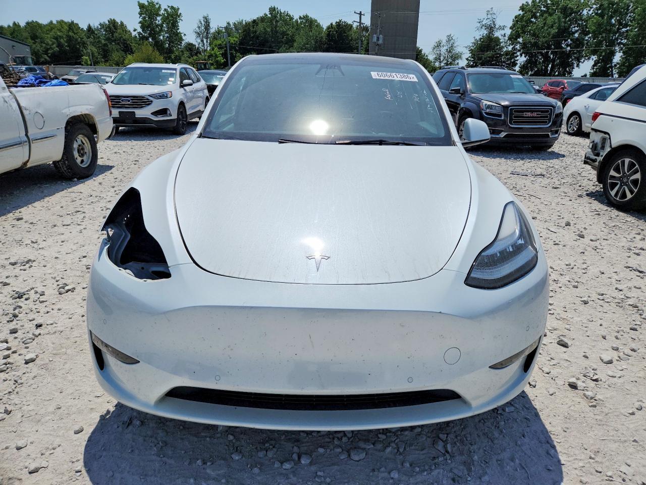 2022 Tesla Model Y - Image 5