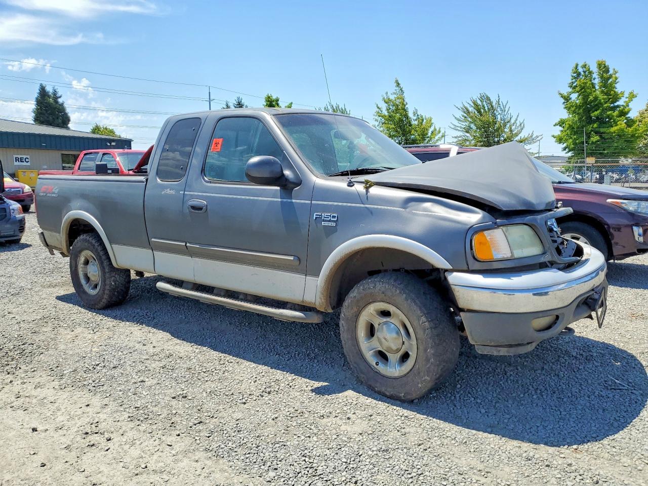 2002 Ford F150 - Image 4