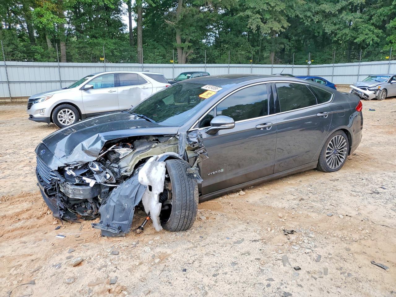 2017 Ford Fusion Titanium Hev