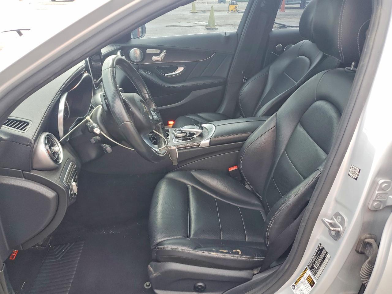 2016 Mercedes-Benz C 300 - Image 7