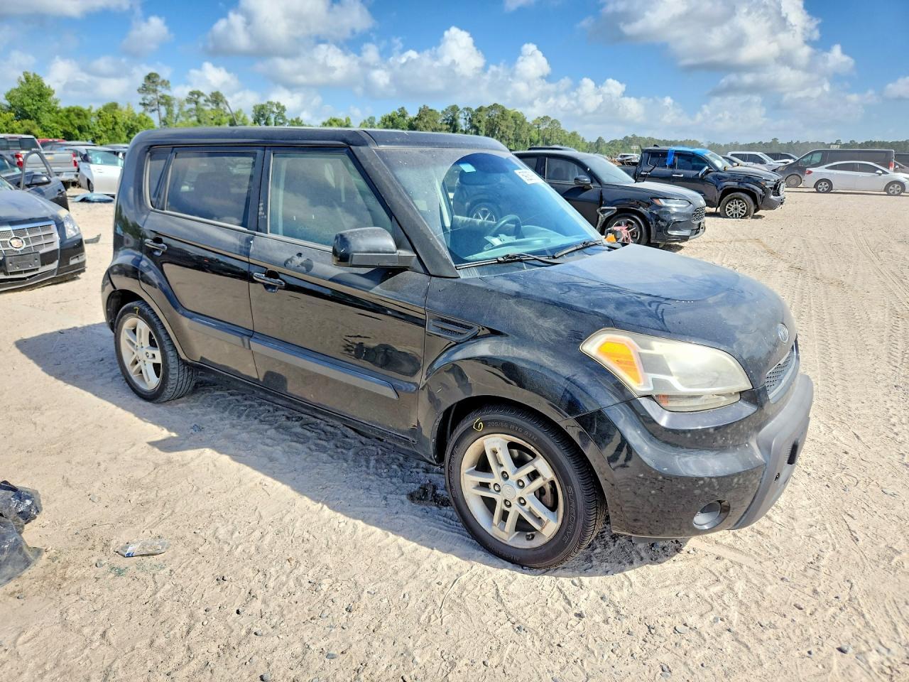 2011 Kia Soul + - Image 4
