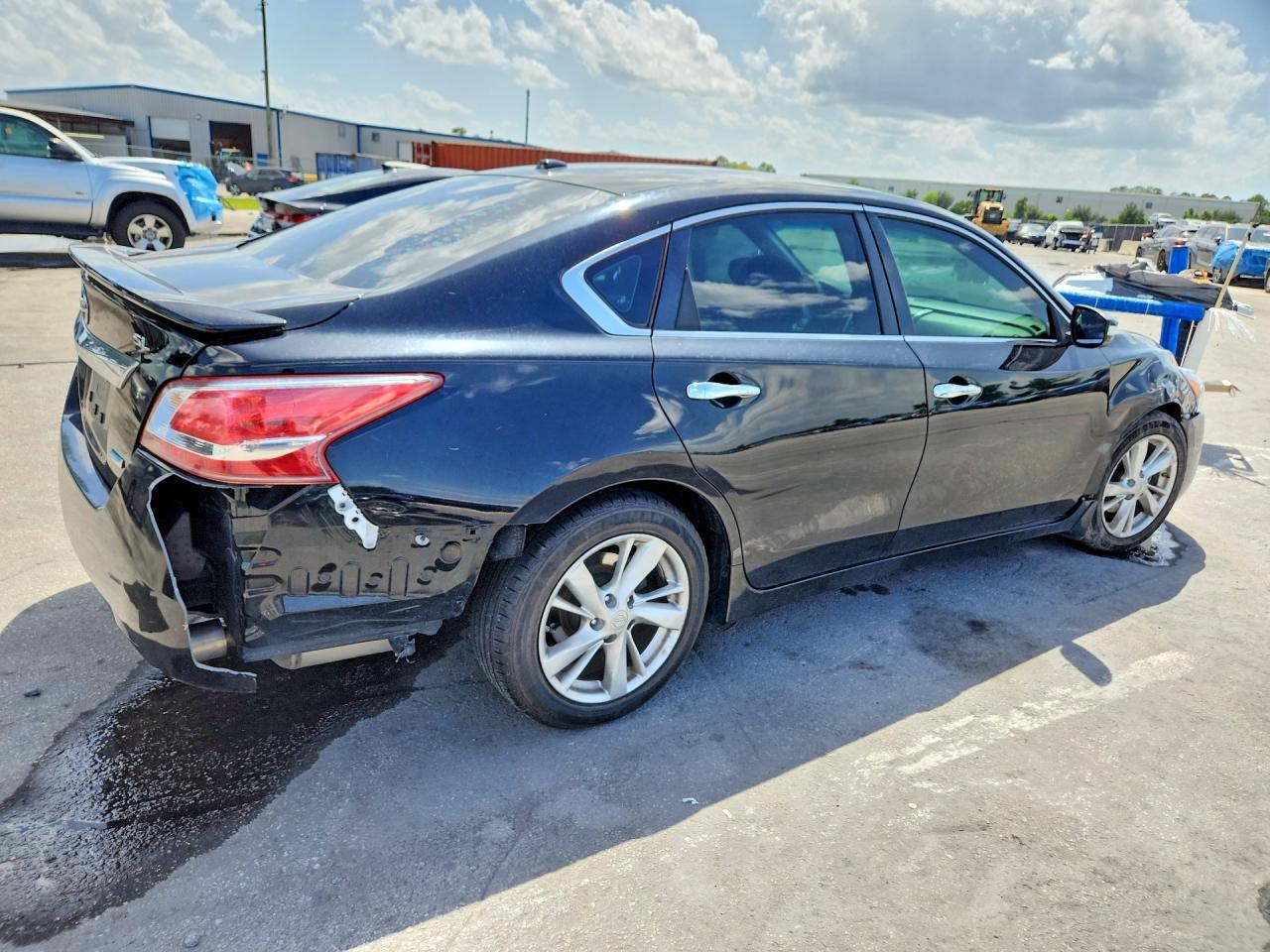 2013 Nissan Altima 2.5 - Фото 3