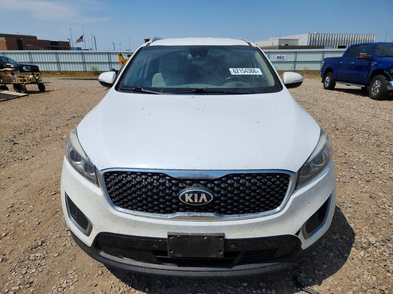 2017 Kia Sorento Lx - Image 5