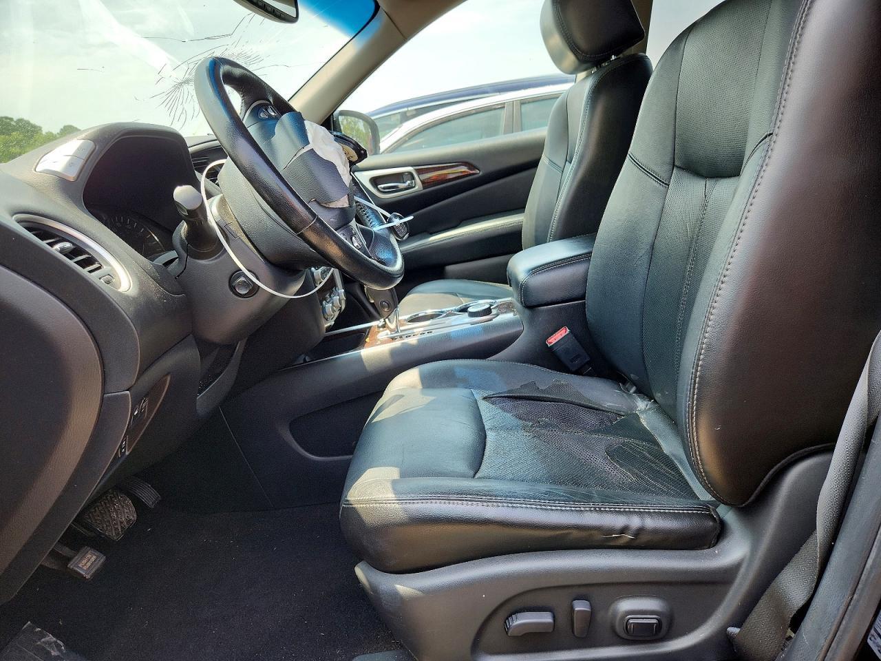 2013 Nissan Pathfinder S - Image 7