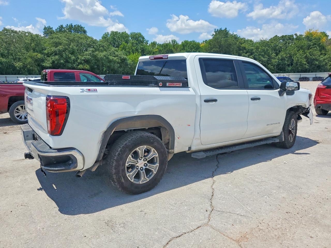 2025 GMC Sierra K1500 - Фото 3