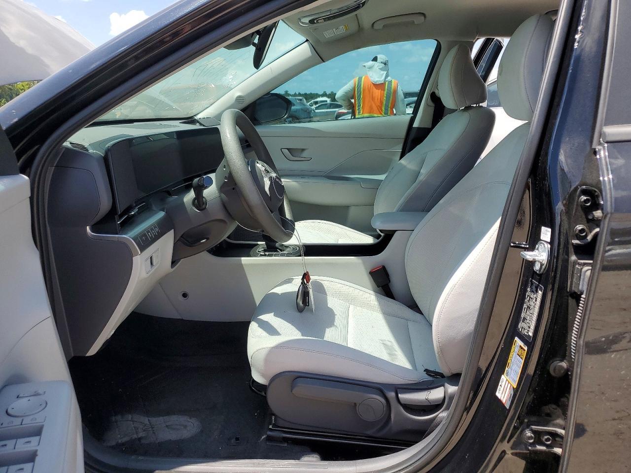2025 Hyundai Kona Se - Фото 7