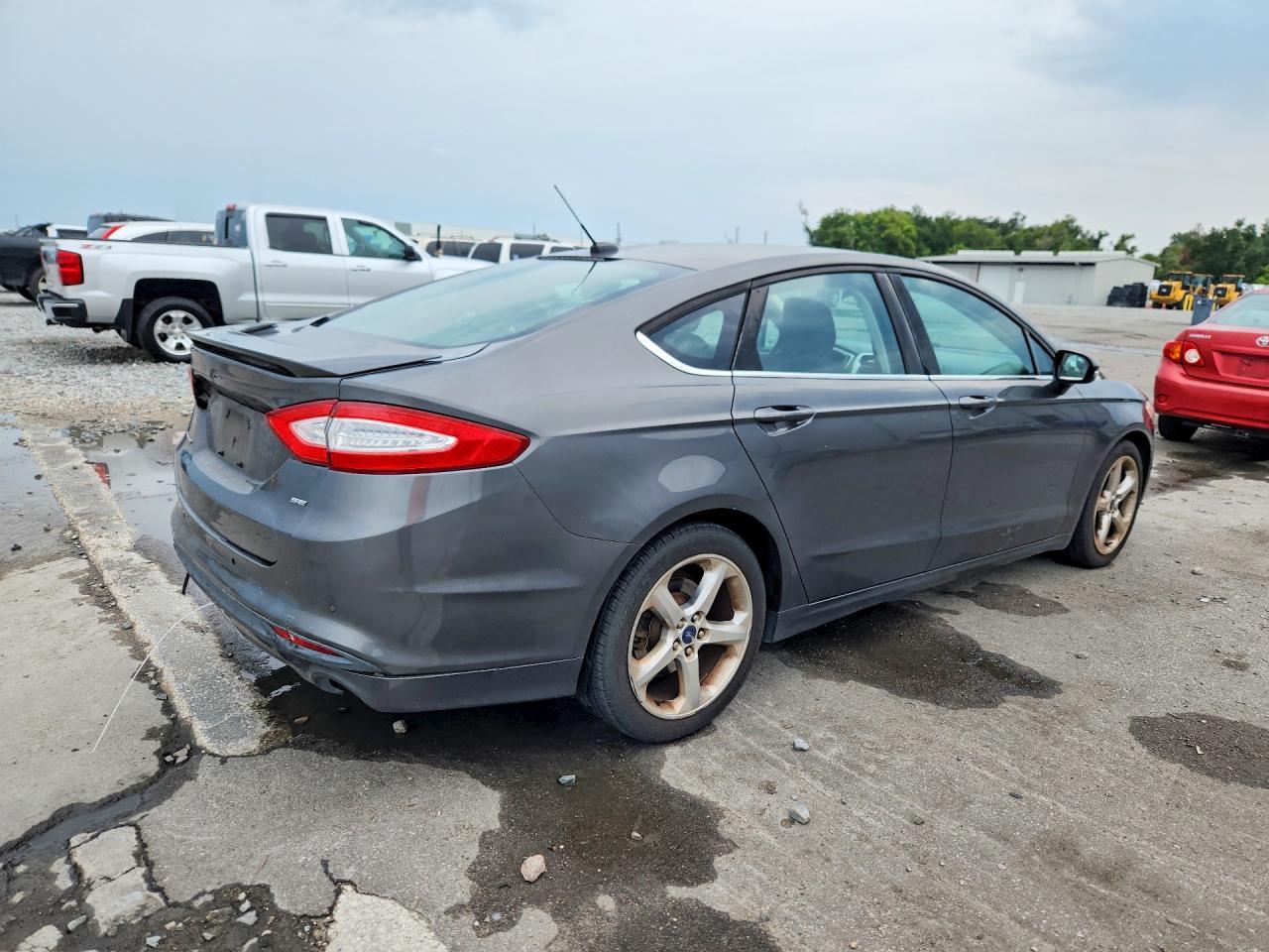 2016 Ford Fusion Se - Фото 3