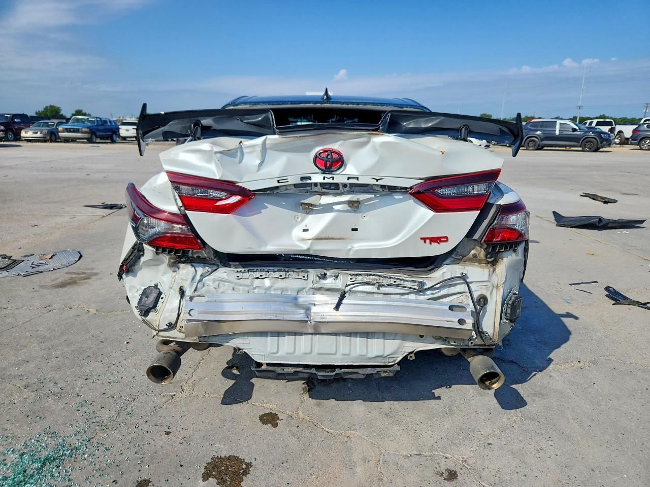2022 Toyota Camry Trd - Фото 6