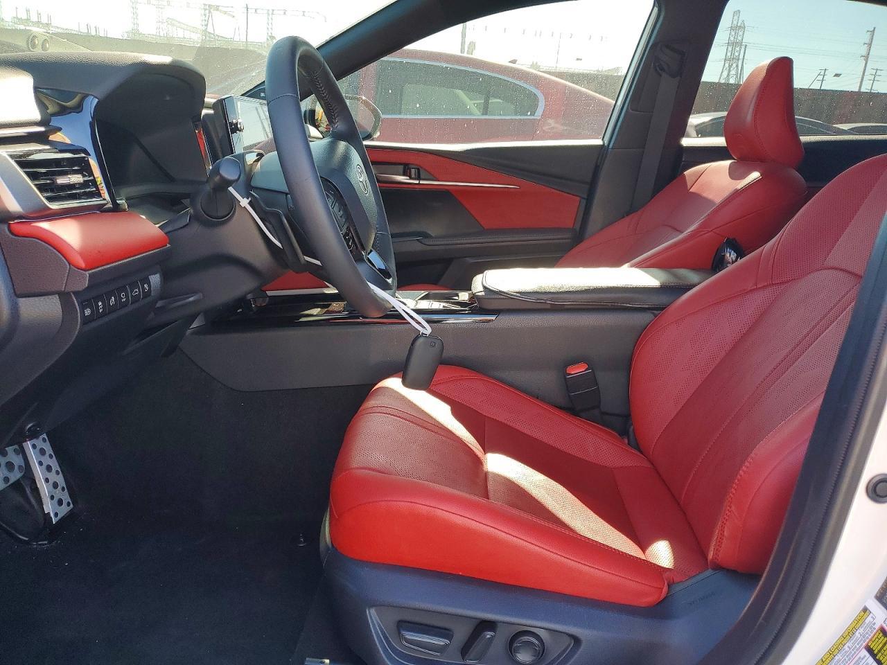 2025 Toyota Camry Xse - Фото 7