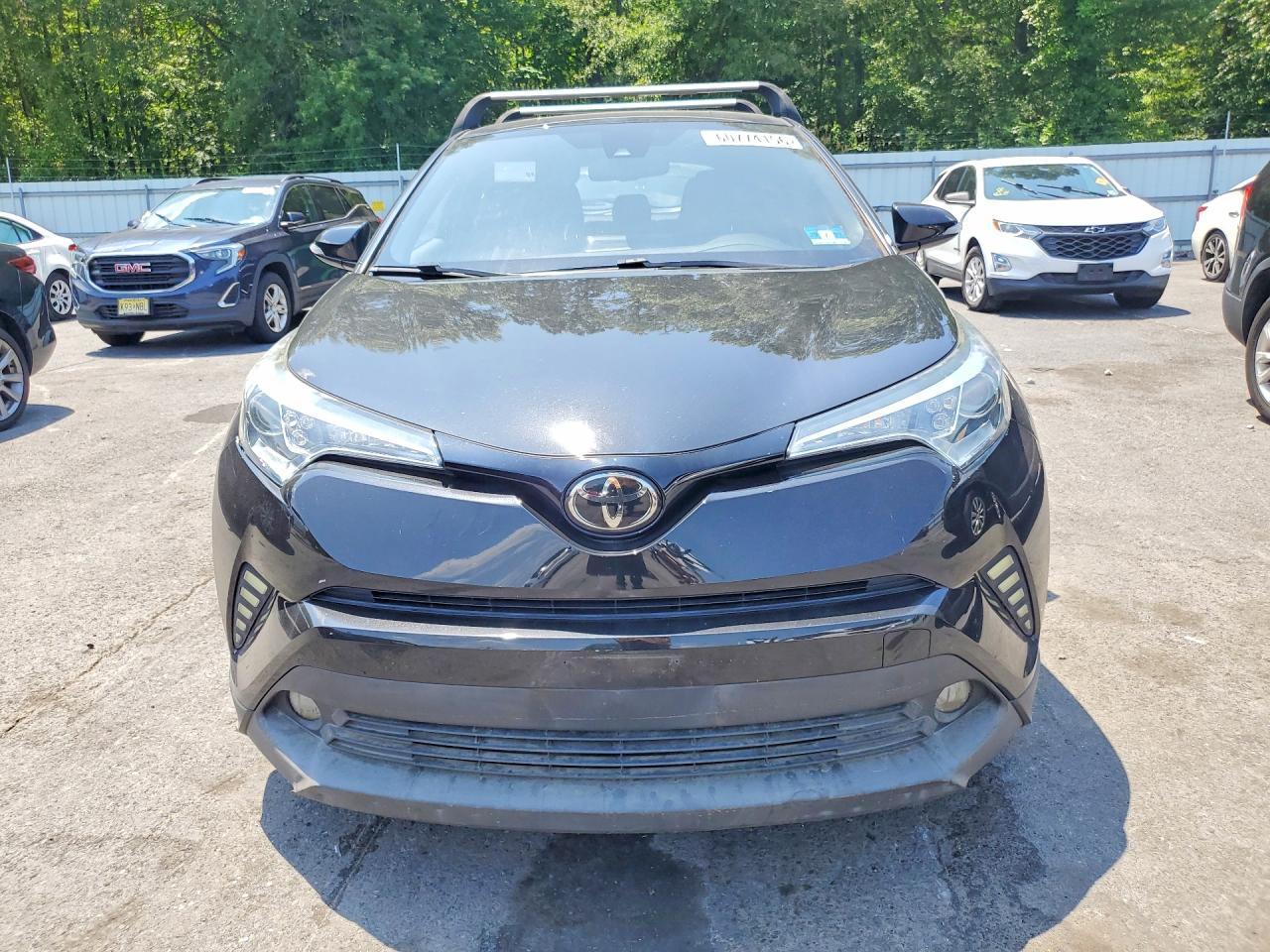 2018 Toyota C-Hr Xle - Image 5