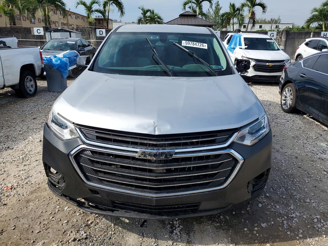 2018 Chevrolet Traverse Ls - Фото 5