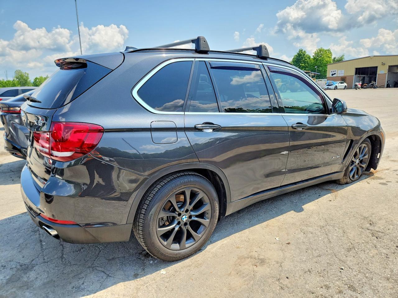 2016 BMW X5 xDrive35I - Фото 3