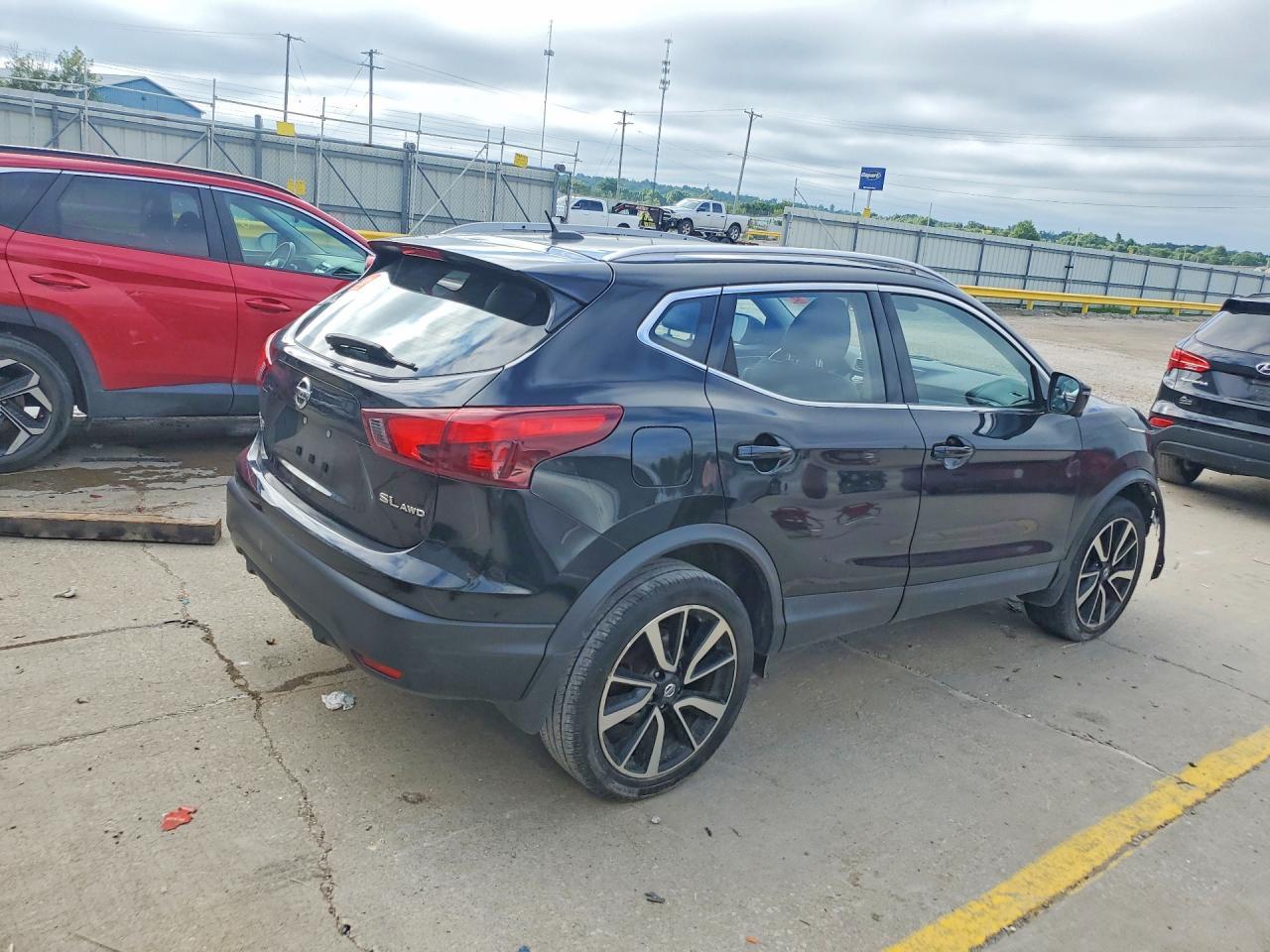 2018 Nissan Rogue Sport Sl - Фото 3