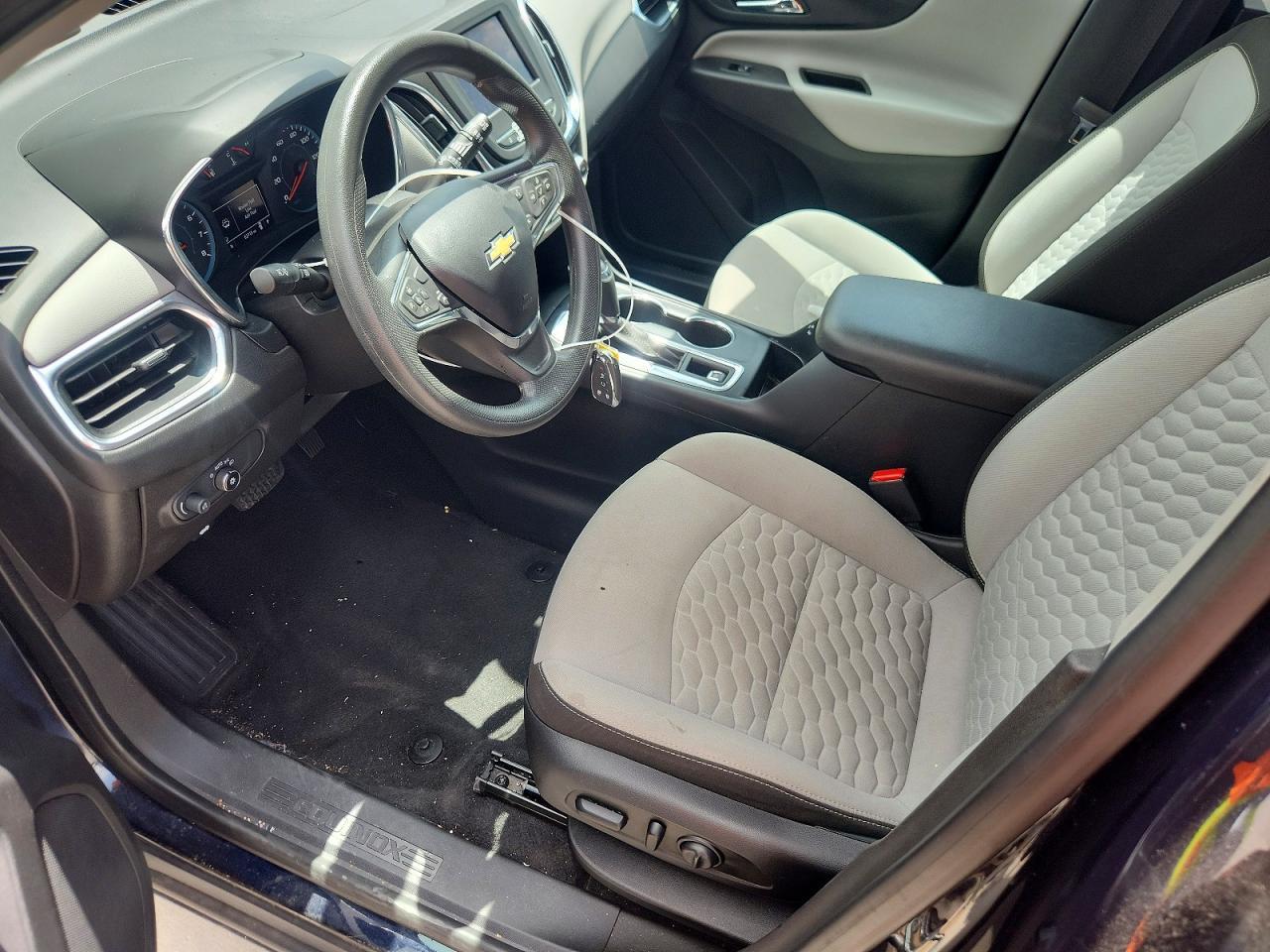 2020 Chevrolet Equinox Ls - Image 7
