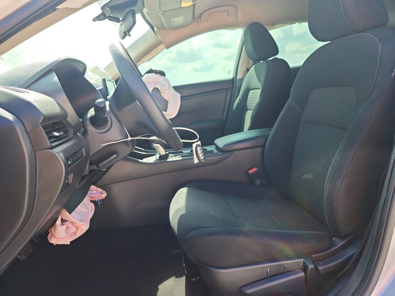 2023 Nissan Sentra S - Image 7