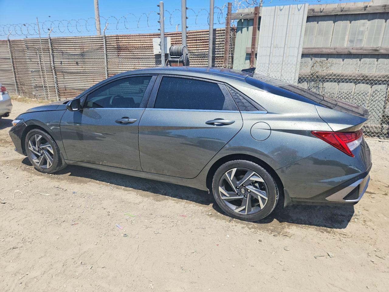 2024 Hyundai Elantra Sel - Фото 2