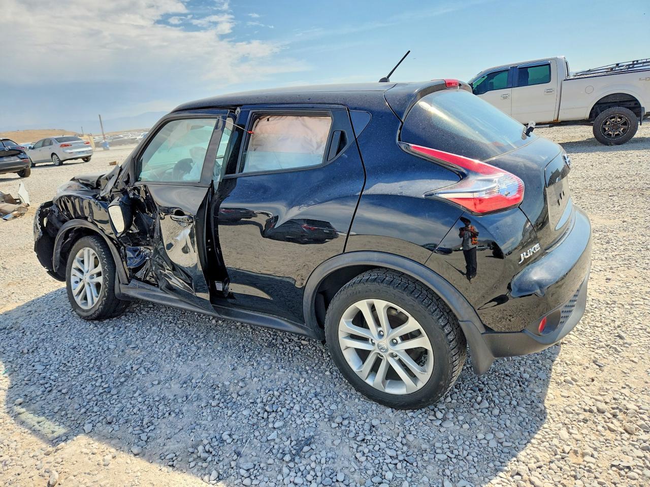 2015 Nissan Juke S - Фото 2