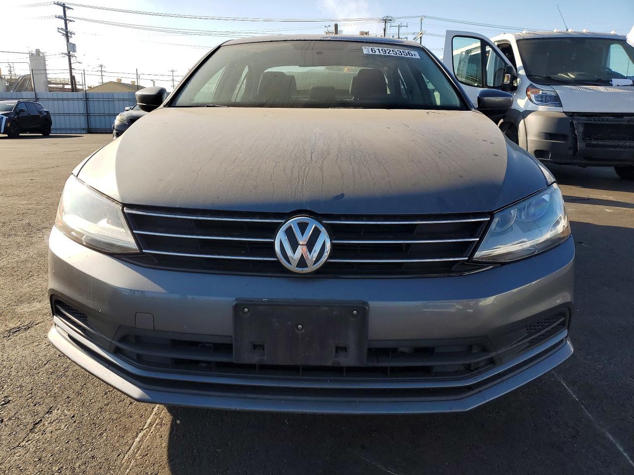 2017 Volkswagen Jetta S - Фото 5