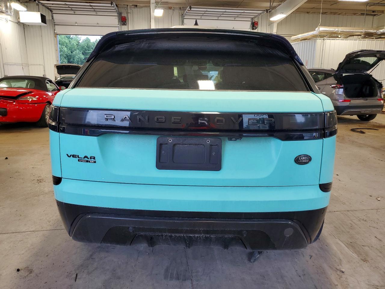2018 Land Rover Range Rover Velar R-Dynamic Se - Image 6