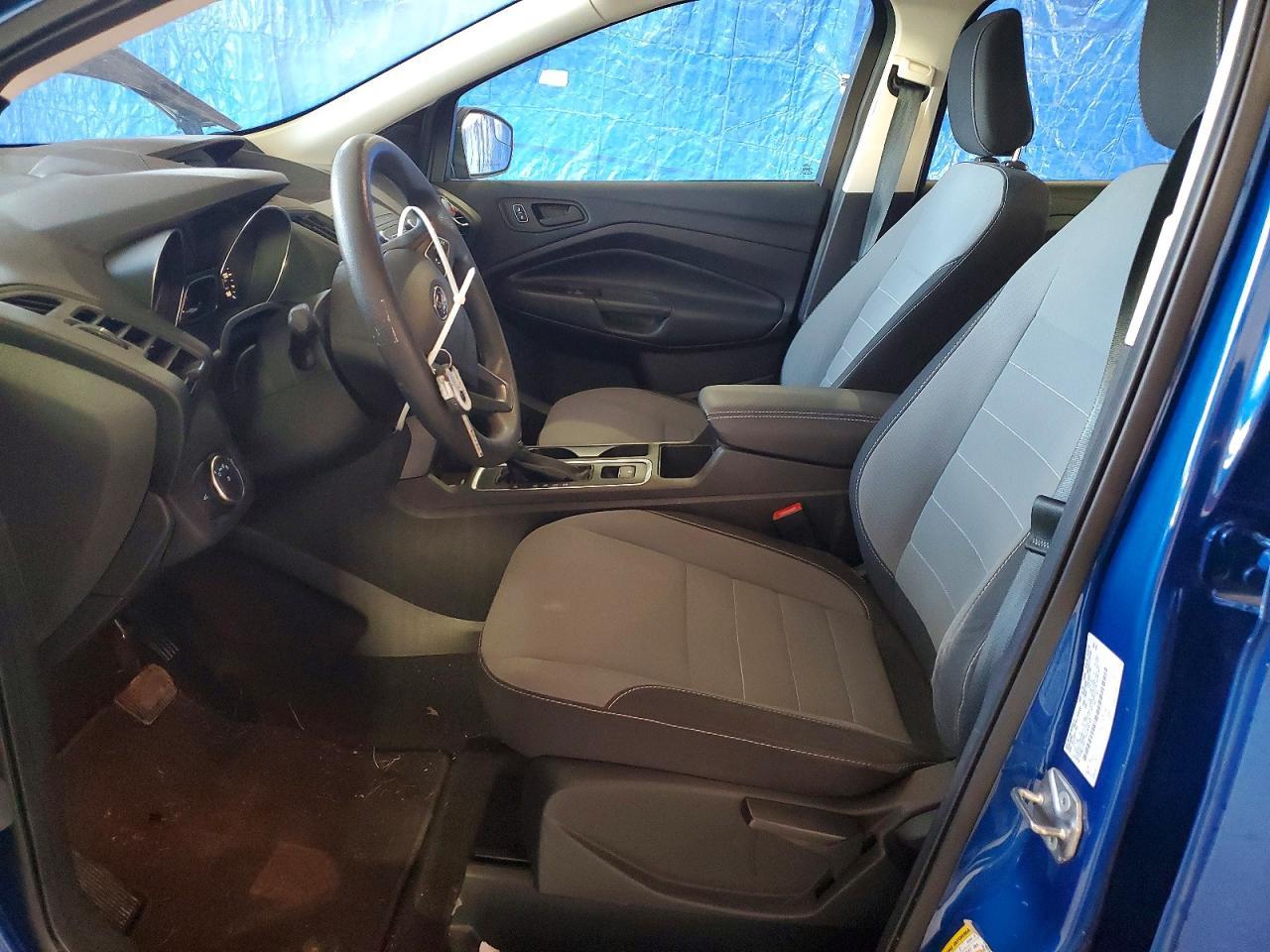 2019 Ford Escape S - Фото 7