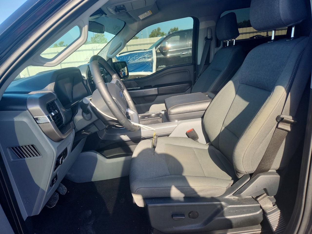 2025 Ford F150 Xlt - Фото 7