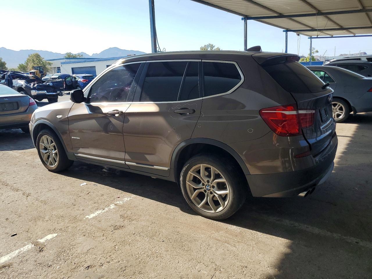 2011 BMW X3 xDrive35I - Image 2