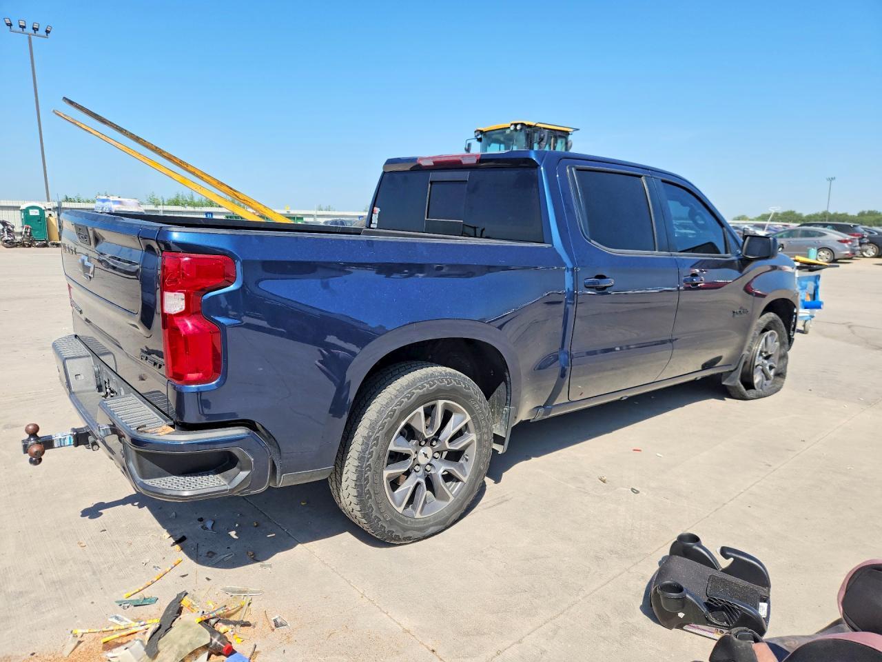2021 Chevrolet Silverado K1500 Rst - Image 3