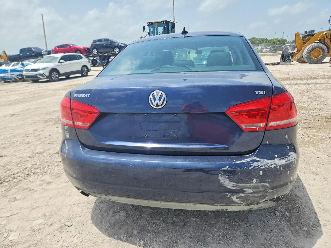 2015 Volkswagen Passat S - Image 6
