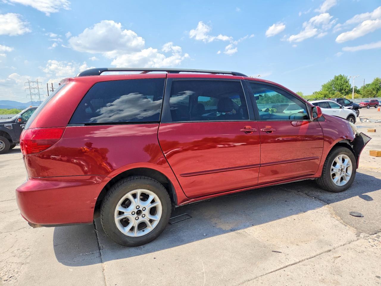 2005 Toyota Sienna Xle 7 Passenger - Image 3