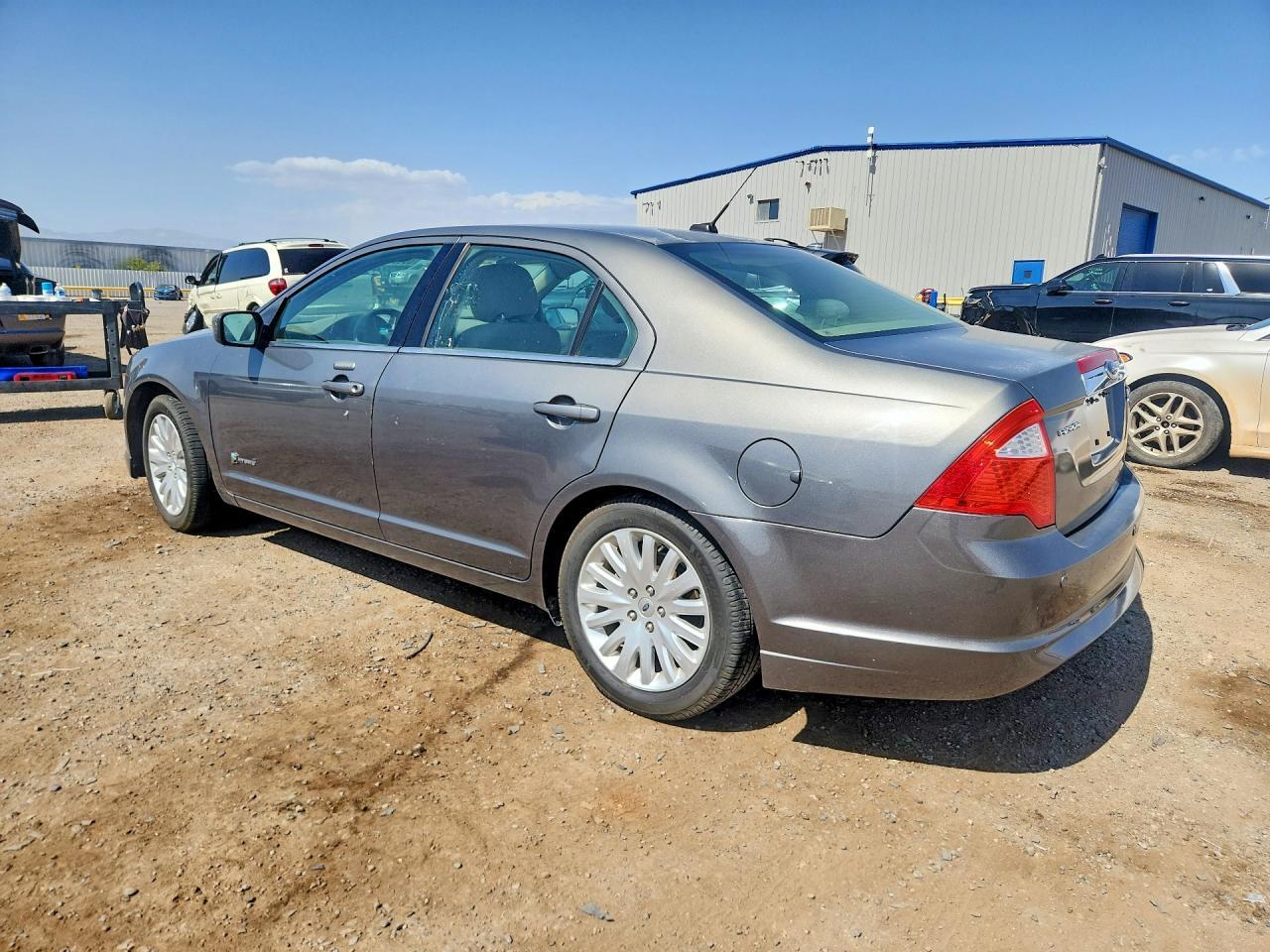 2010 Ford Fusion Hybrid - Фото 2