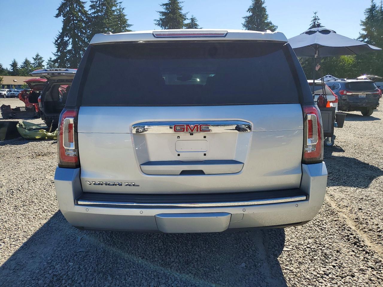 2020 GMC Yukon Xl Denali - Фото 6