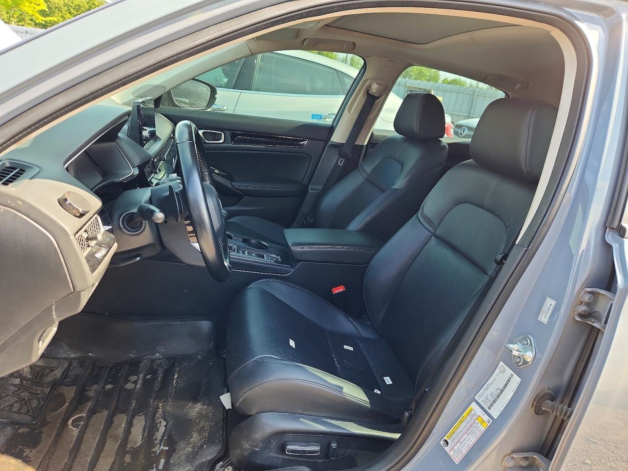 2022 Honda Civic Touring - Image 7