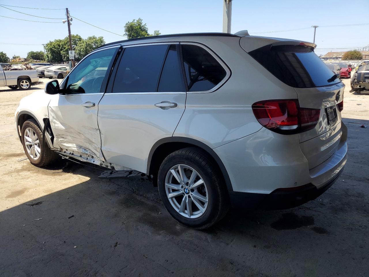 2014 BMW X5 xDrive35I - Фото 2