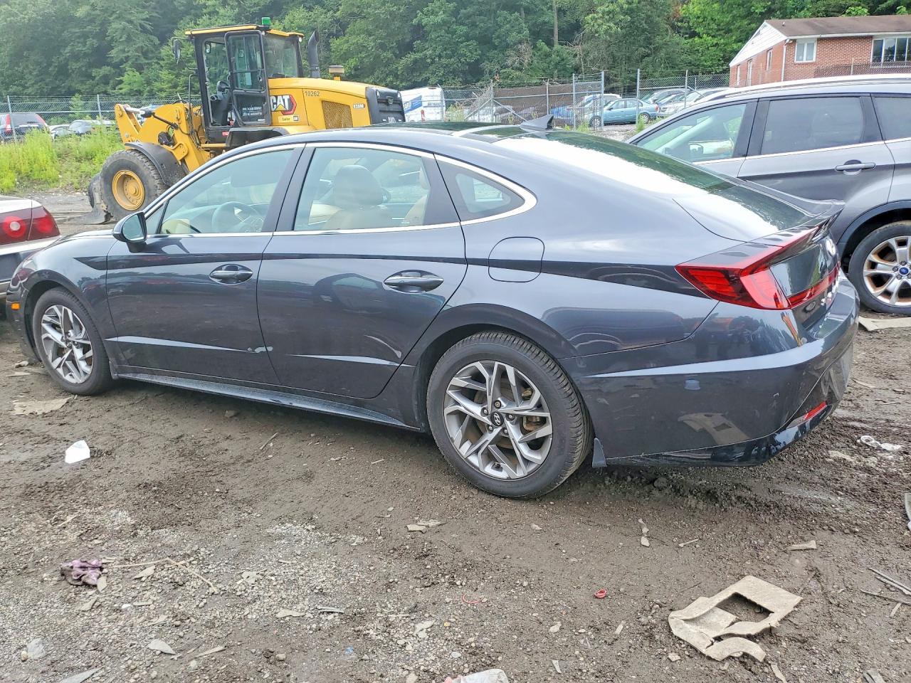2020 Hyundai Sonata Sel - Image 2