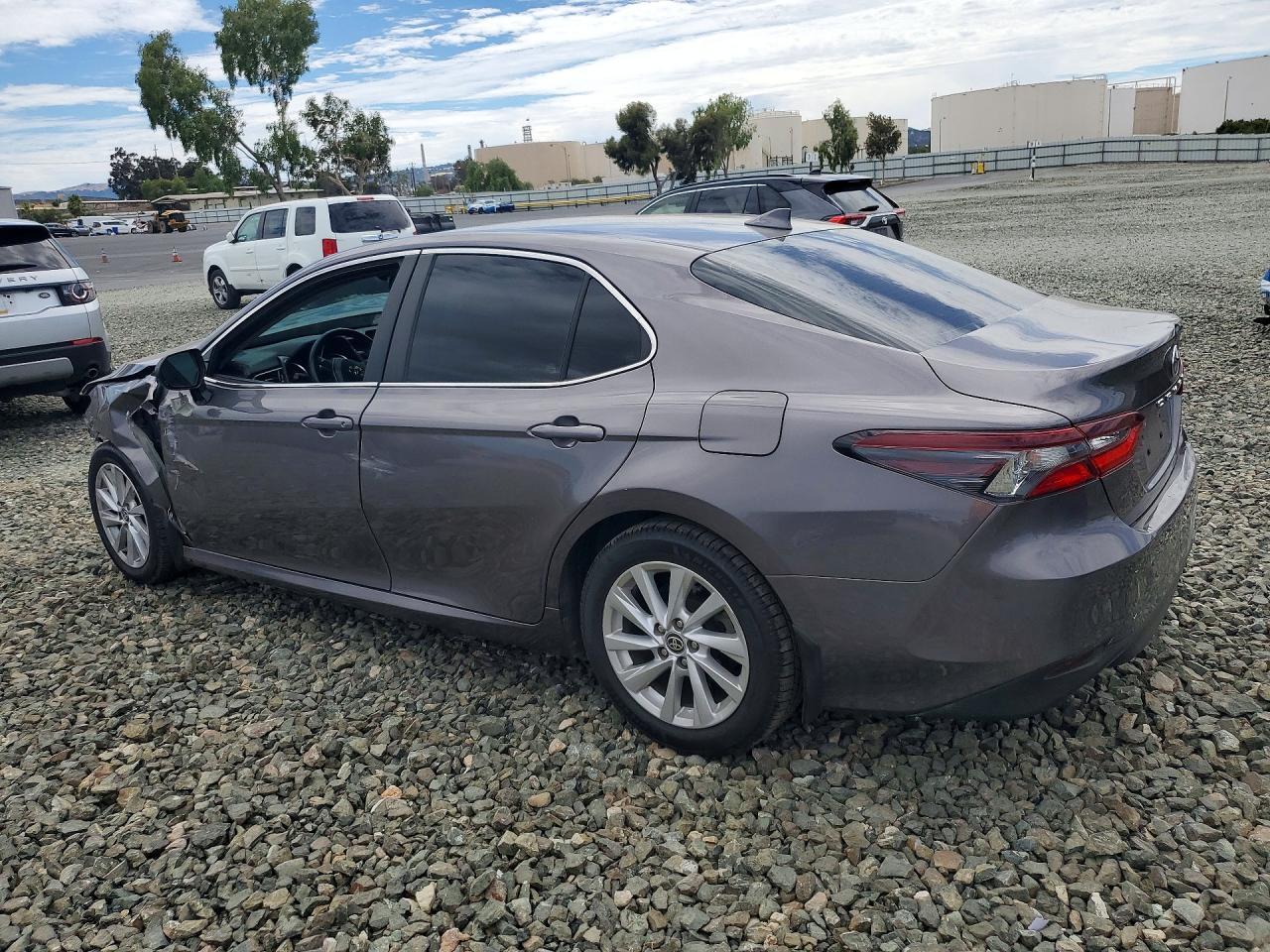2024 Toyota Camry Le - Image 2