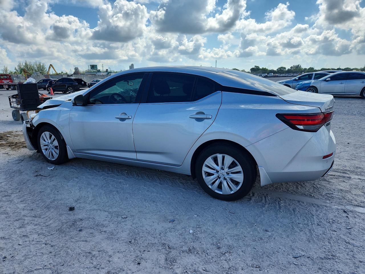 2023 Nissan Sentra S - Image 2