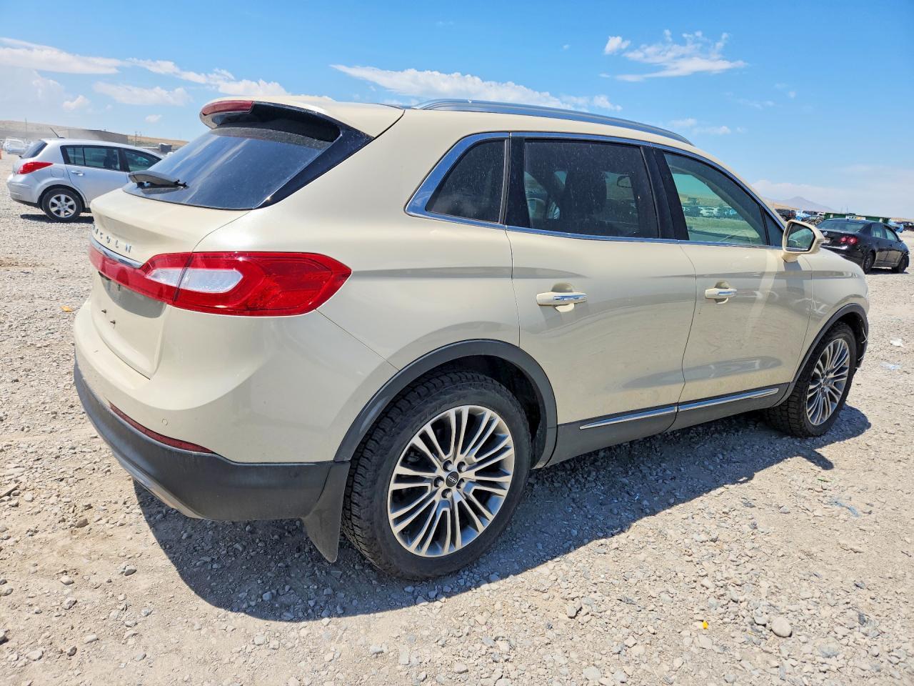 2018 Lincoln Mkx Reserve - Image 3