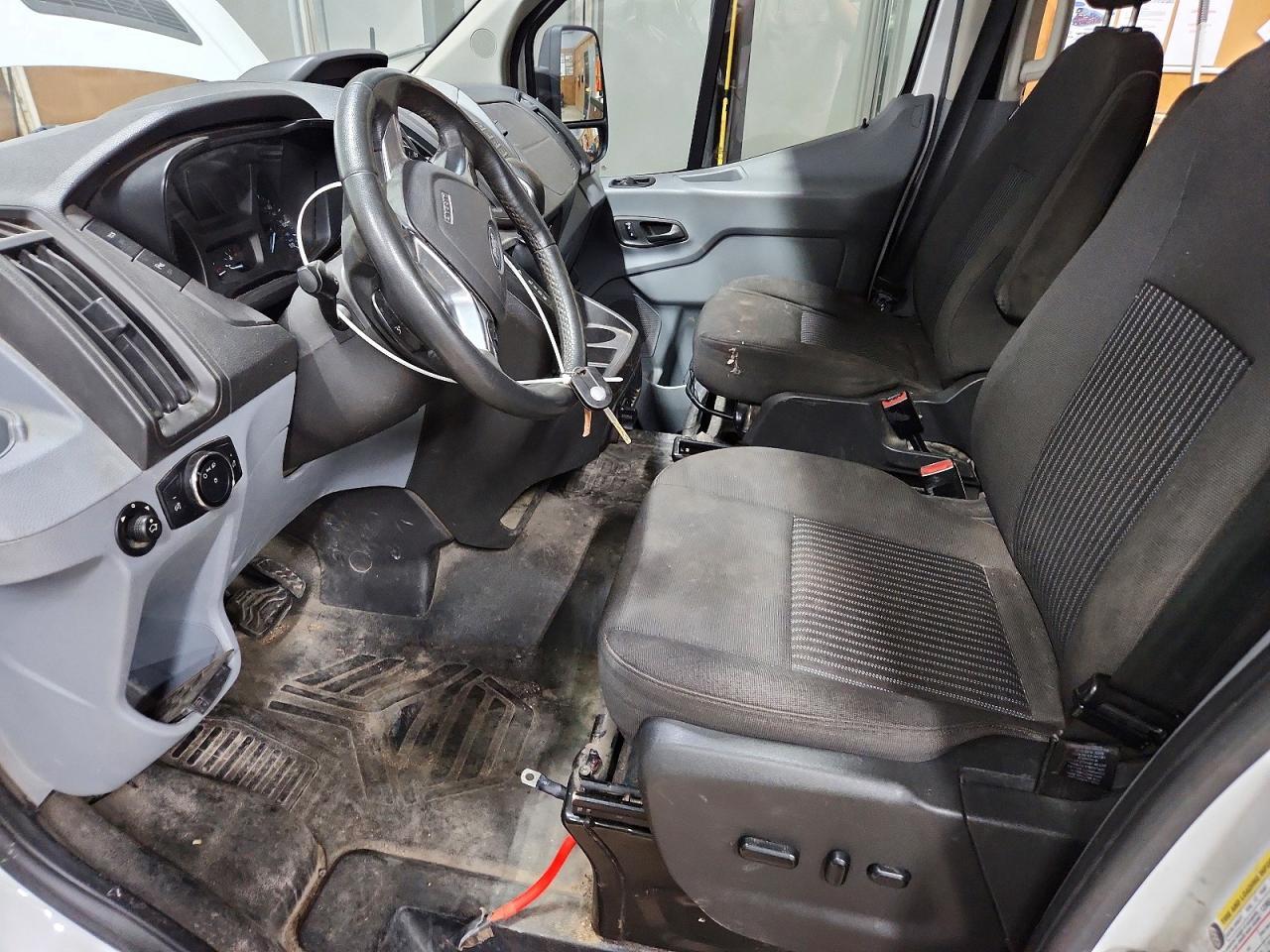 2015 Ford Transit T-350 - Фото 7