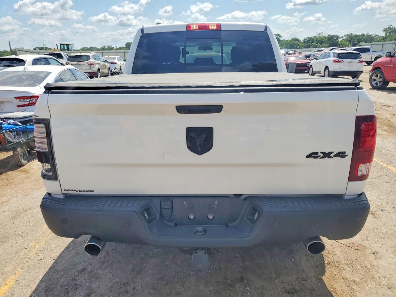 2020 Ram 1500 Classic Warlock - Image 6