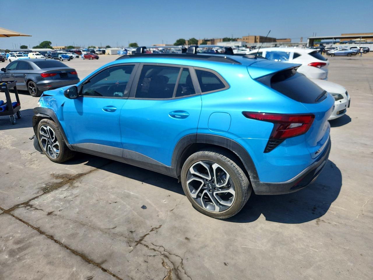 2025 Chevrolet Trax 2Rs - Фото 2