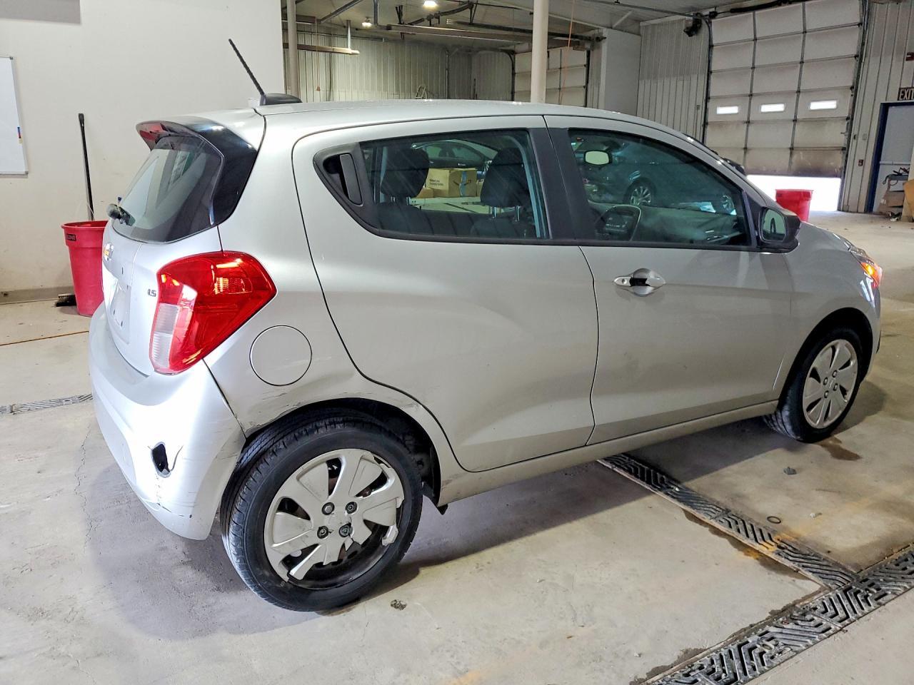 2016 Chevrolet Spark Ls - Фото 3